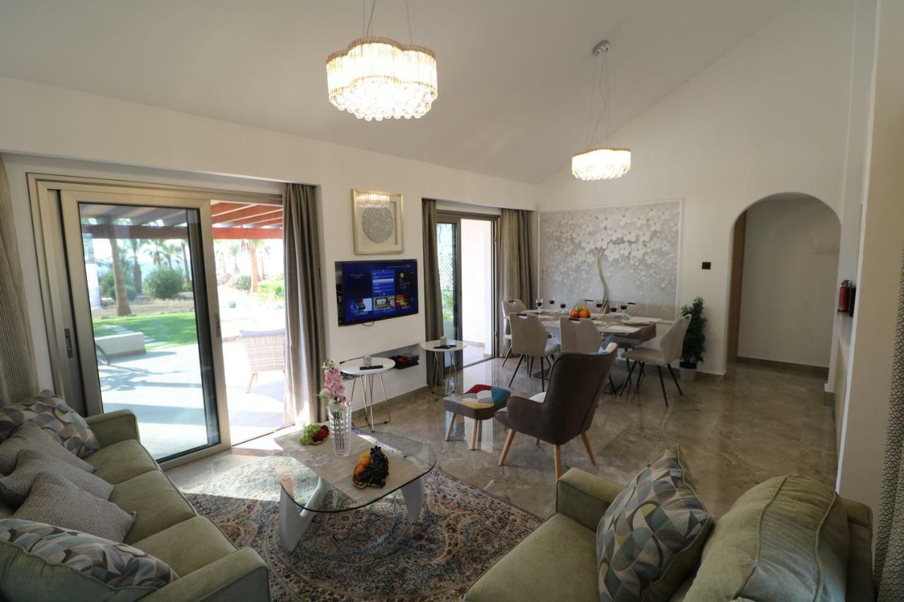 Yulya Villa By Taimoura Paphos Exterior foto